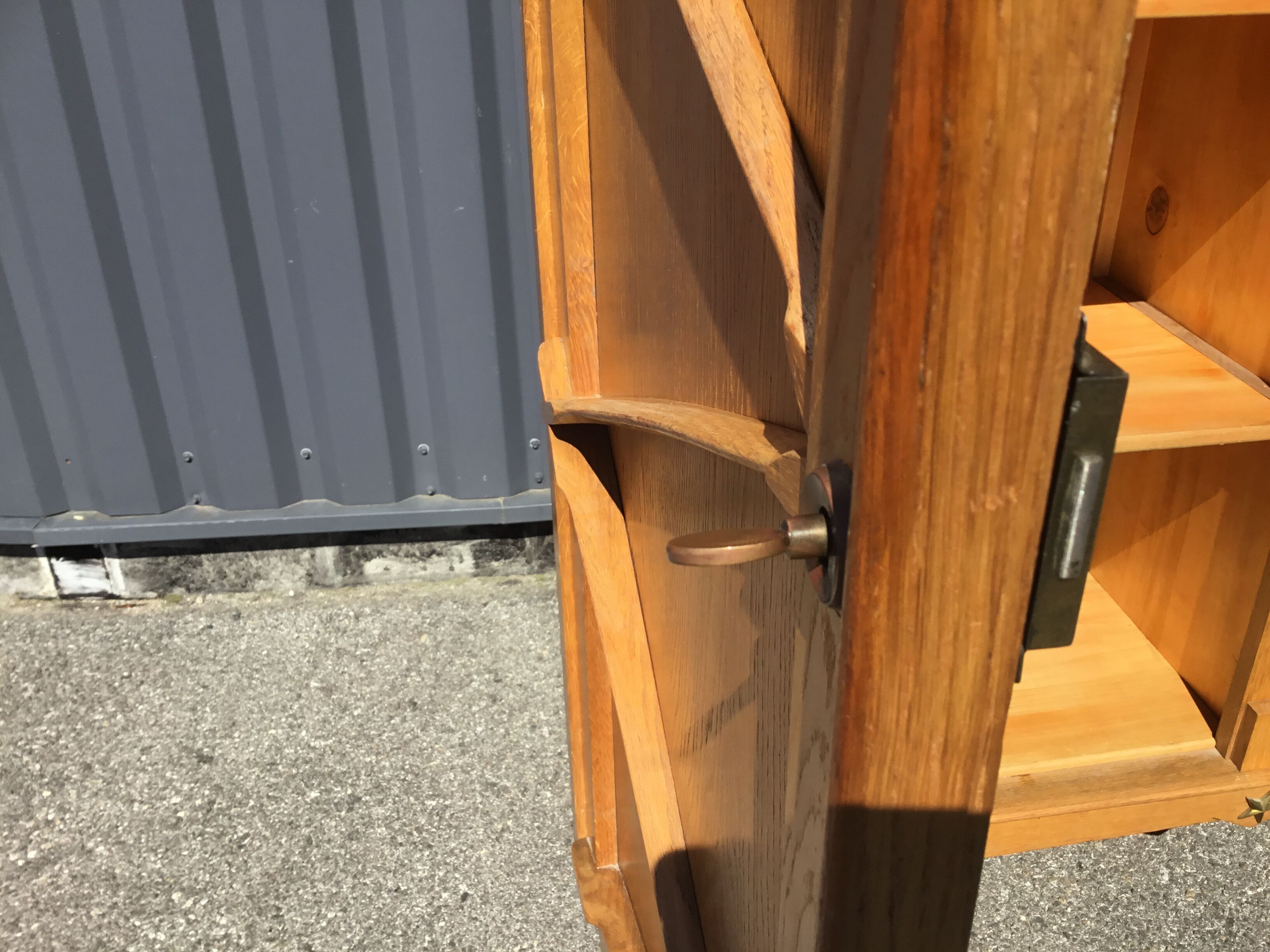 Manufrance cabinet in oak annee