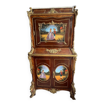 Cabinet de curiosité ancien