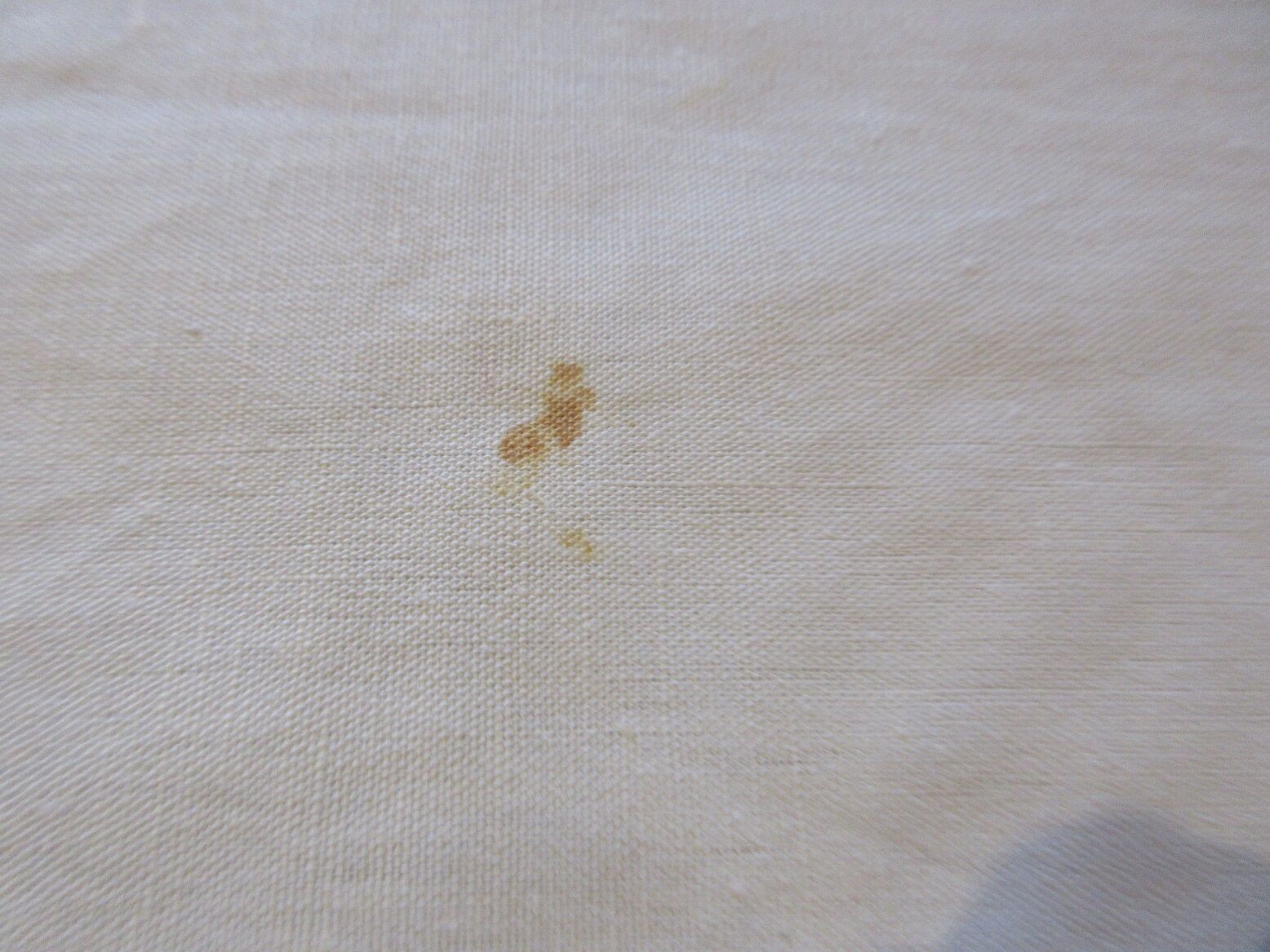 Former pair of new métis AC pillowcases
