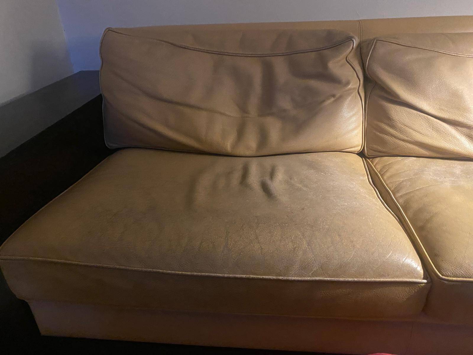 Hugues Chevalier sofa