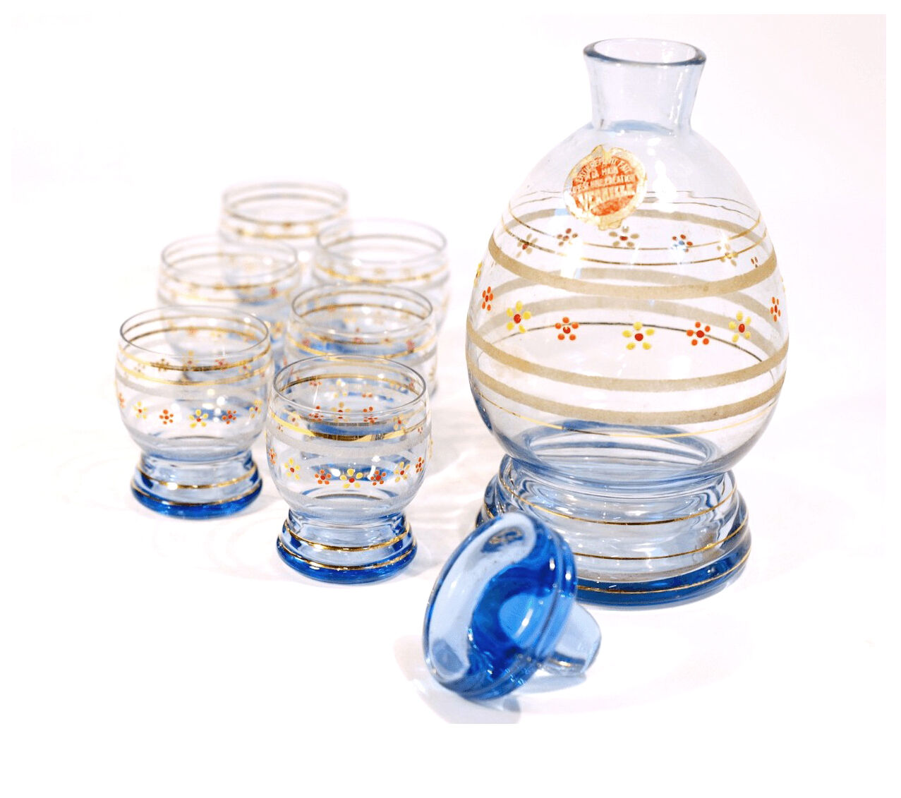 Carafe and 6 blue glasses