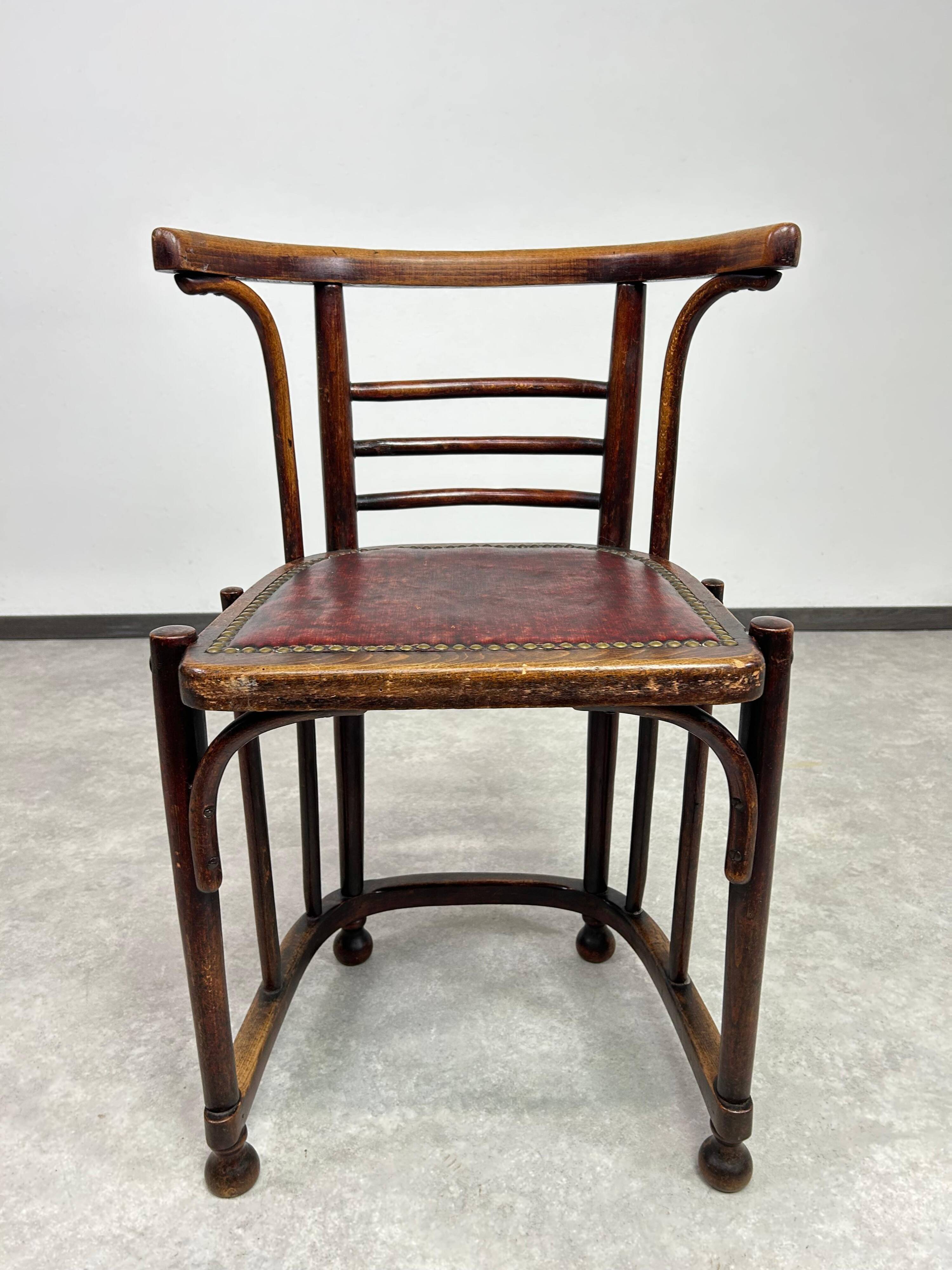 Chairs in the Jugendstil style of Josef Hoffmann