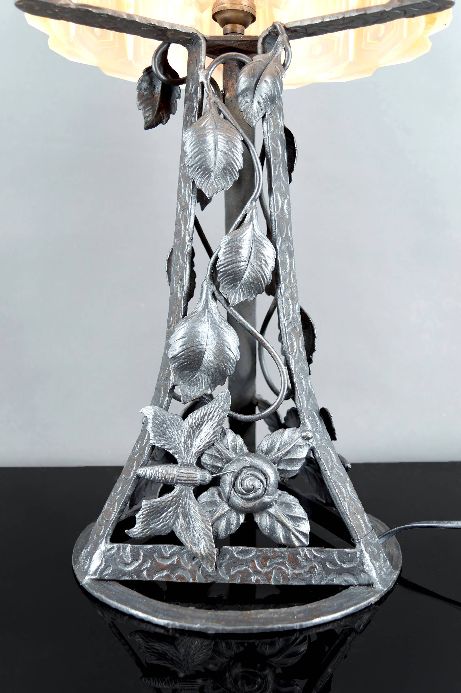 Important Art Deco Wrought Iron Lamp, by Bartelemie, France, Circa 1925