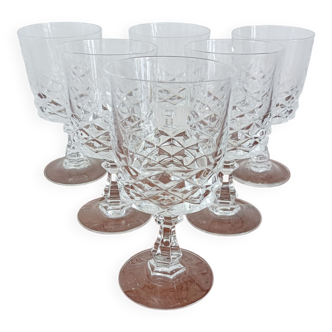 Set of 7 stemmed glasses