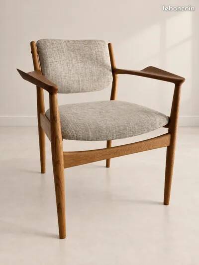 Chair 51A by Arne Vodder for Sibast Mobler, imported by George Tanier.