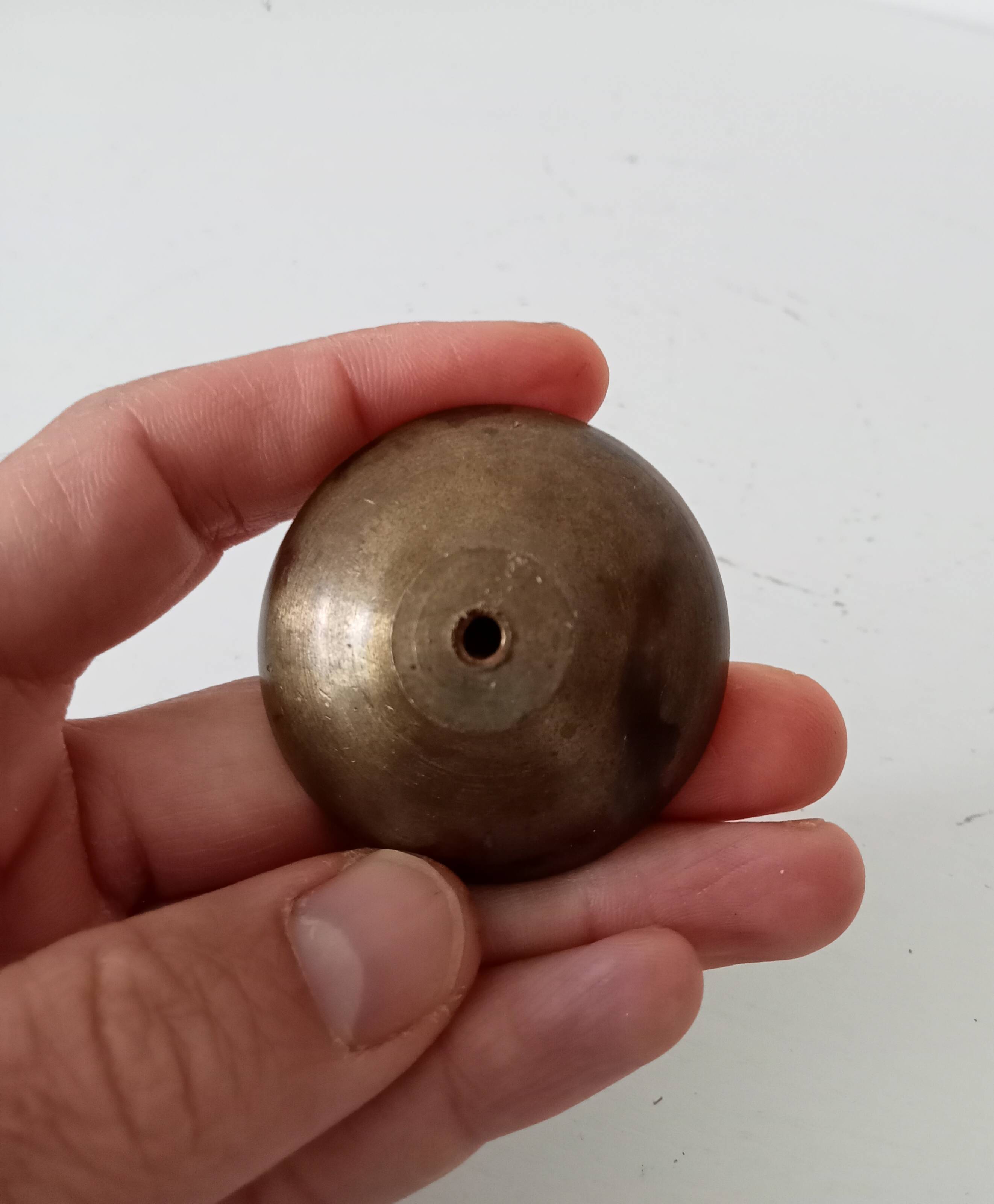 Pair of antique Empire furniture knobs from the 19th century in solid bronze.