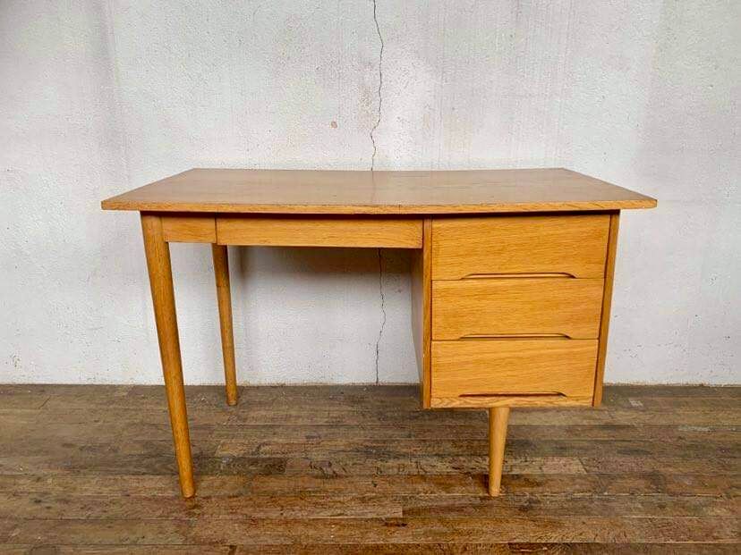 Modernist desk in light chene vintage