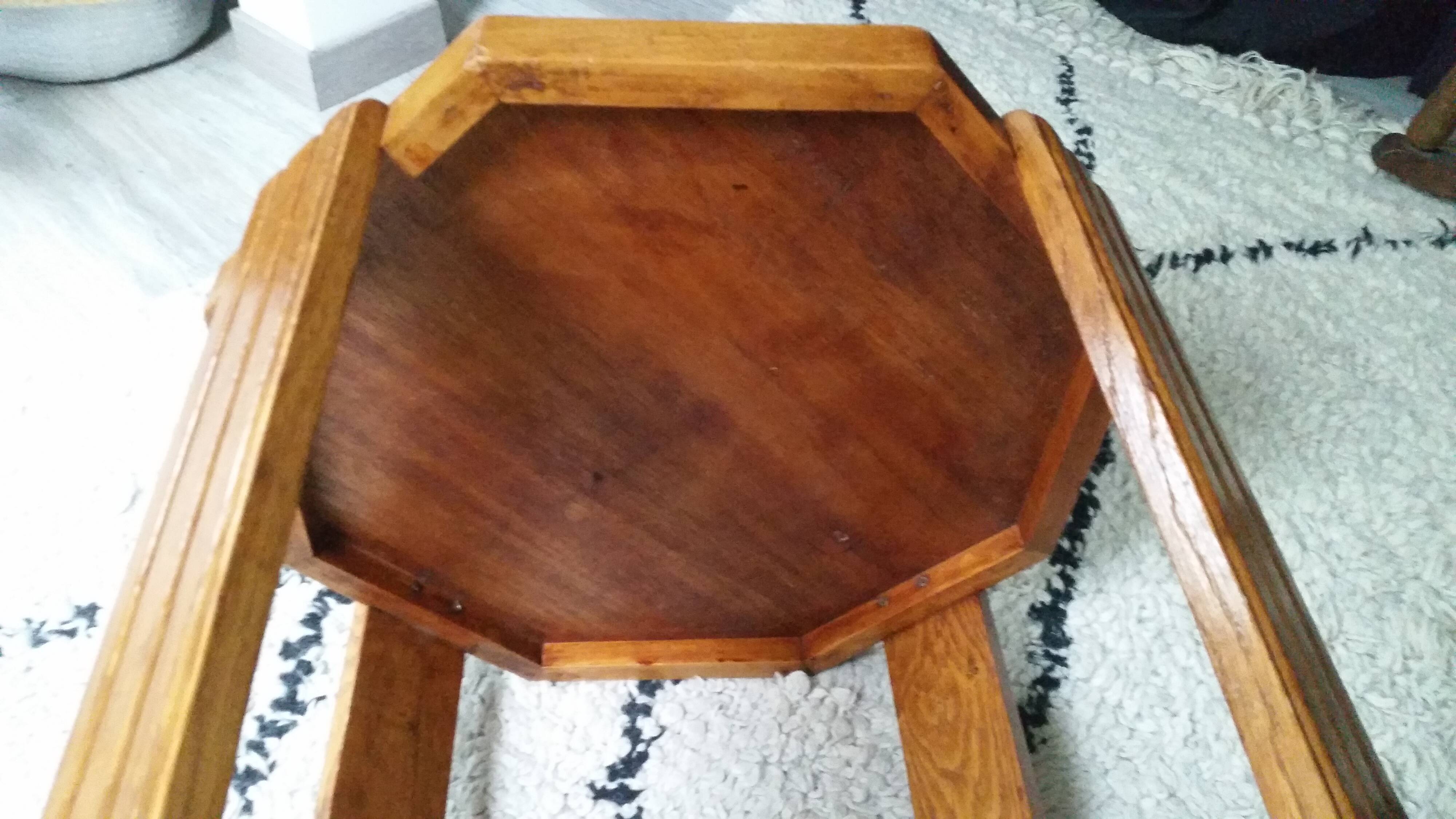 Hexagonal canapė tip table