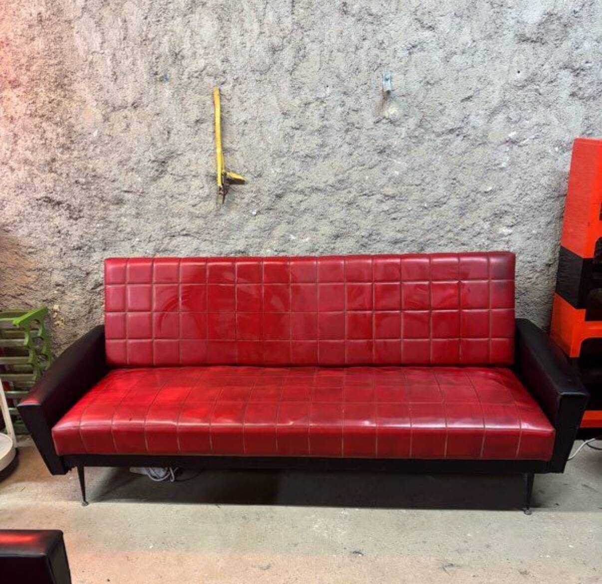 Vintage sofa and 2 armchairs with compass feet