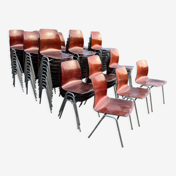 Set of 100 Pagholz chairs