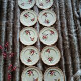 10 vintage Longchamp dinner plates