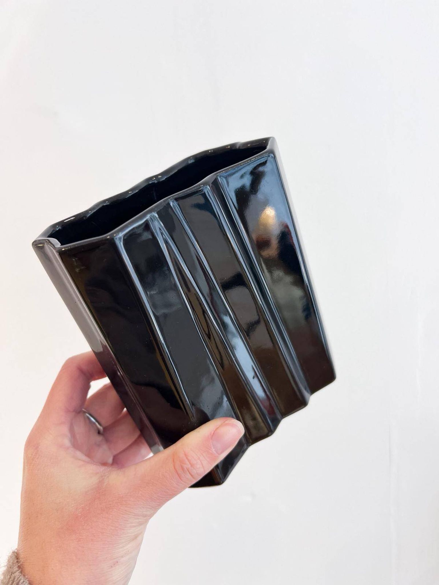 Vase vintage noir