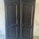 Armoire « chapeau de gendarme »