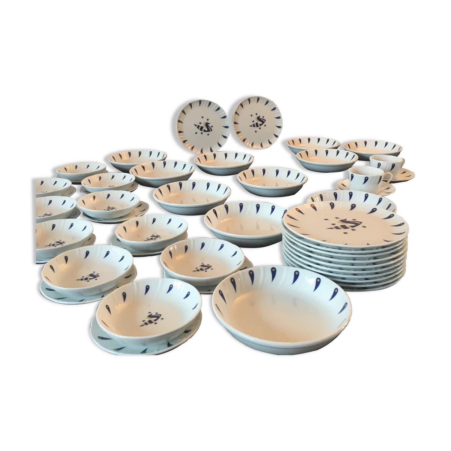 58 service pieces by Jean Picart le Doux for Air France