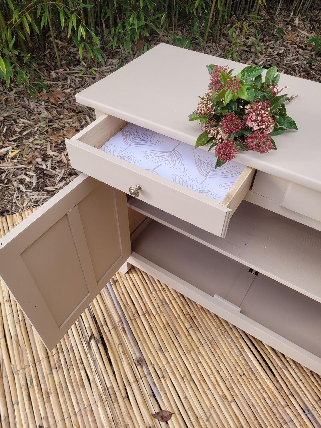 Small Parisian buffet - renovated