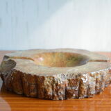 Beige and brown alabaster ashtray