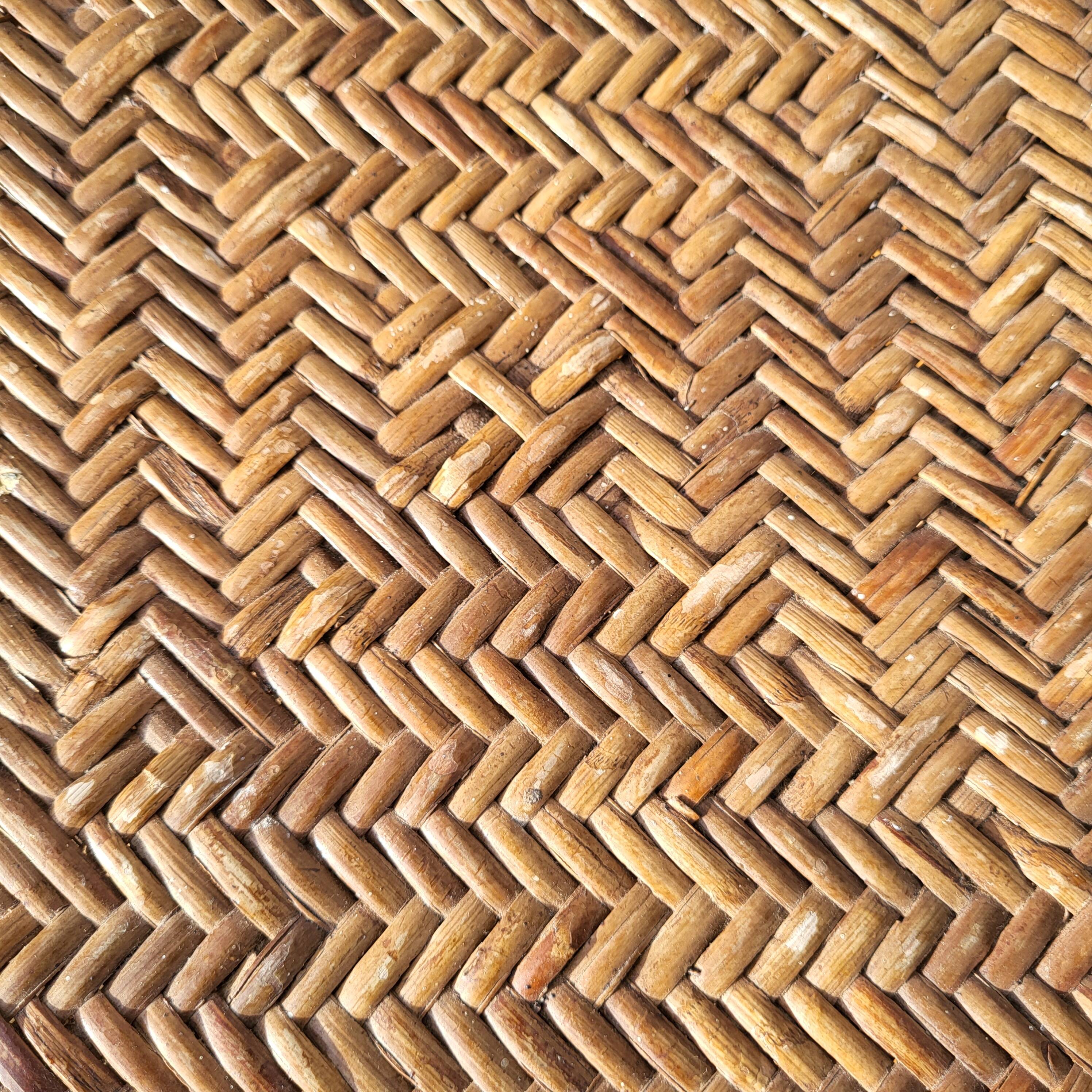 Jungle coffee table • Vintage rattan side table