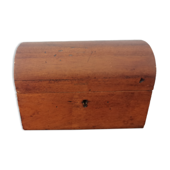 Small box in raw wood