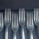 6 fourchettes de table en métal argenté Frionnet François
