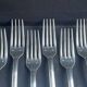 6 fourchettes de table en métal argenté Frionnet François