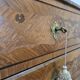Louis XV chest of drawers in marquetry and gilded bronze - Marble top