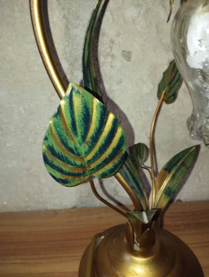 Lampe fleur vintage en laiton et verre