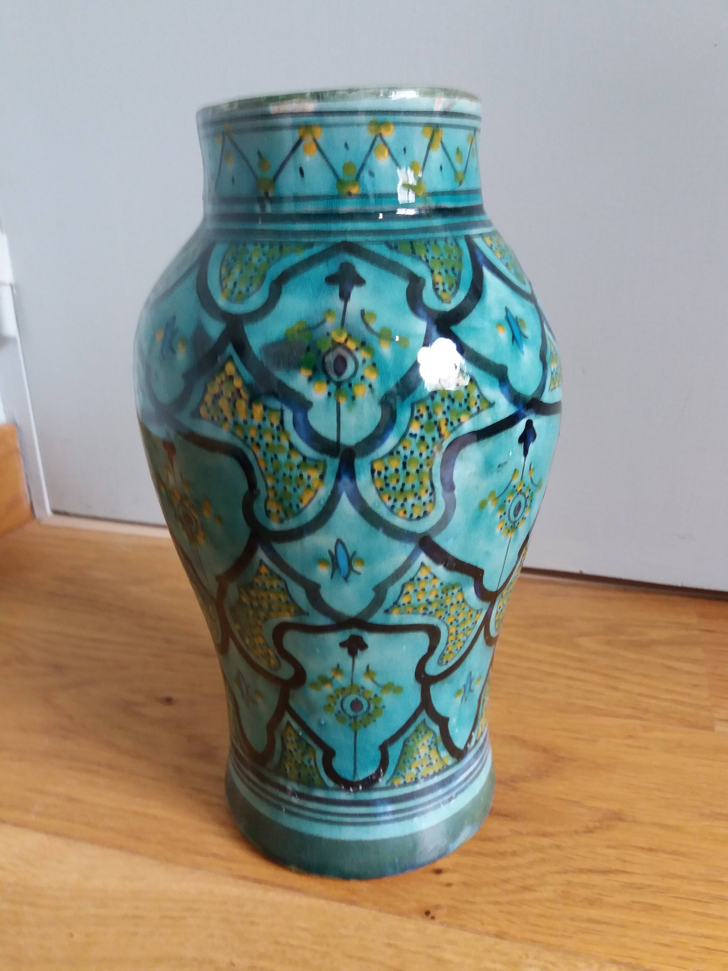 Handcrafted Safi turquoise vase signed