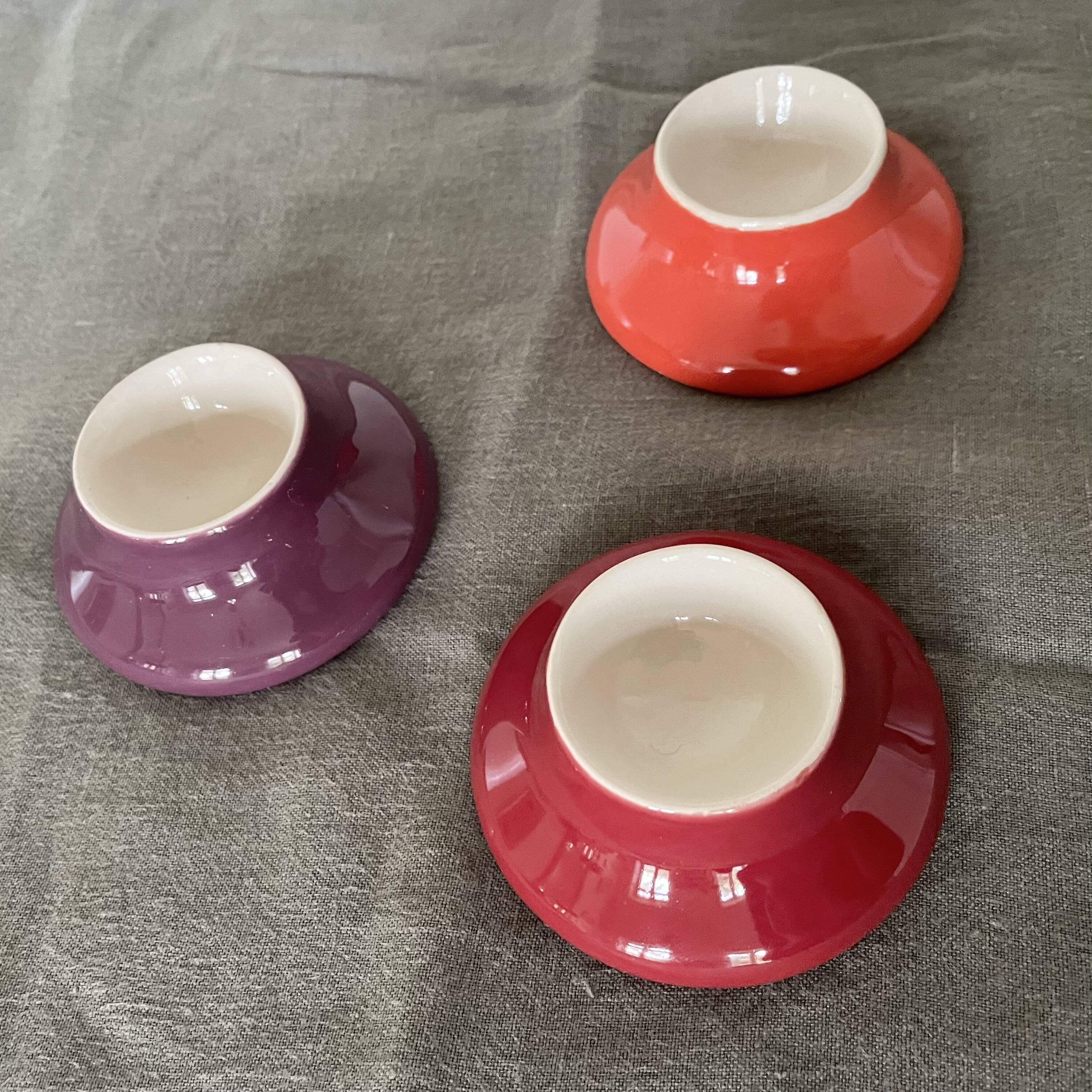 70´S earthenware egg cups