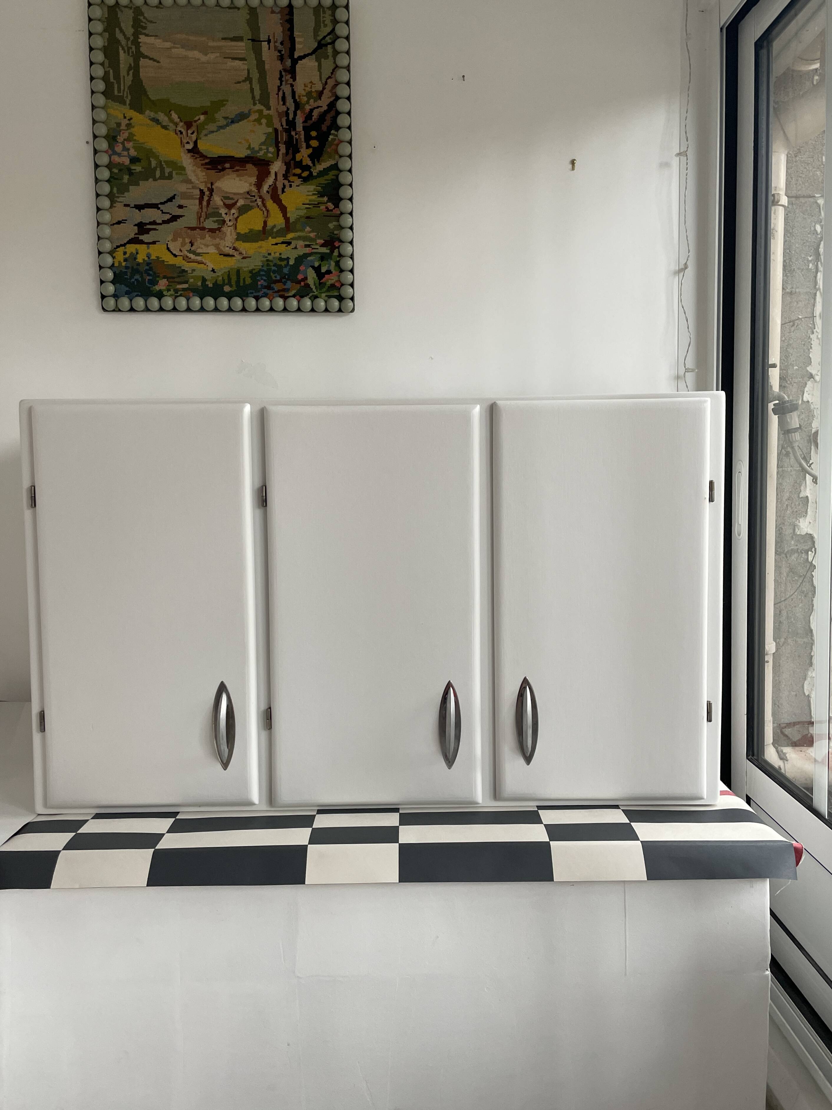 Mado style storage unit