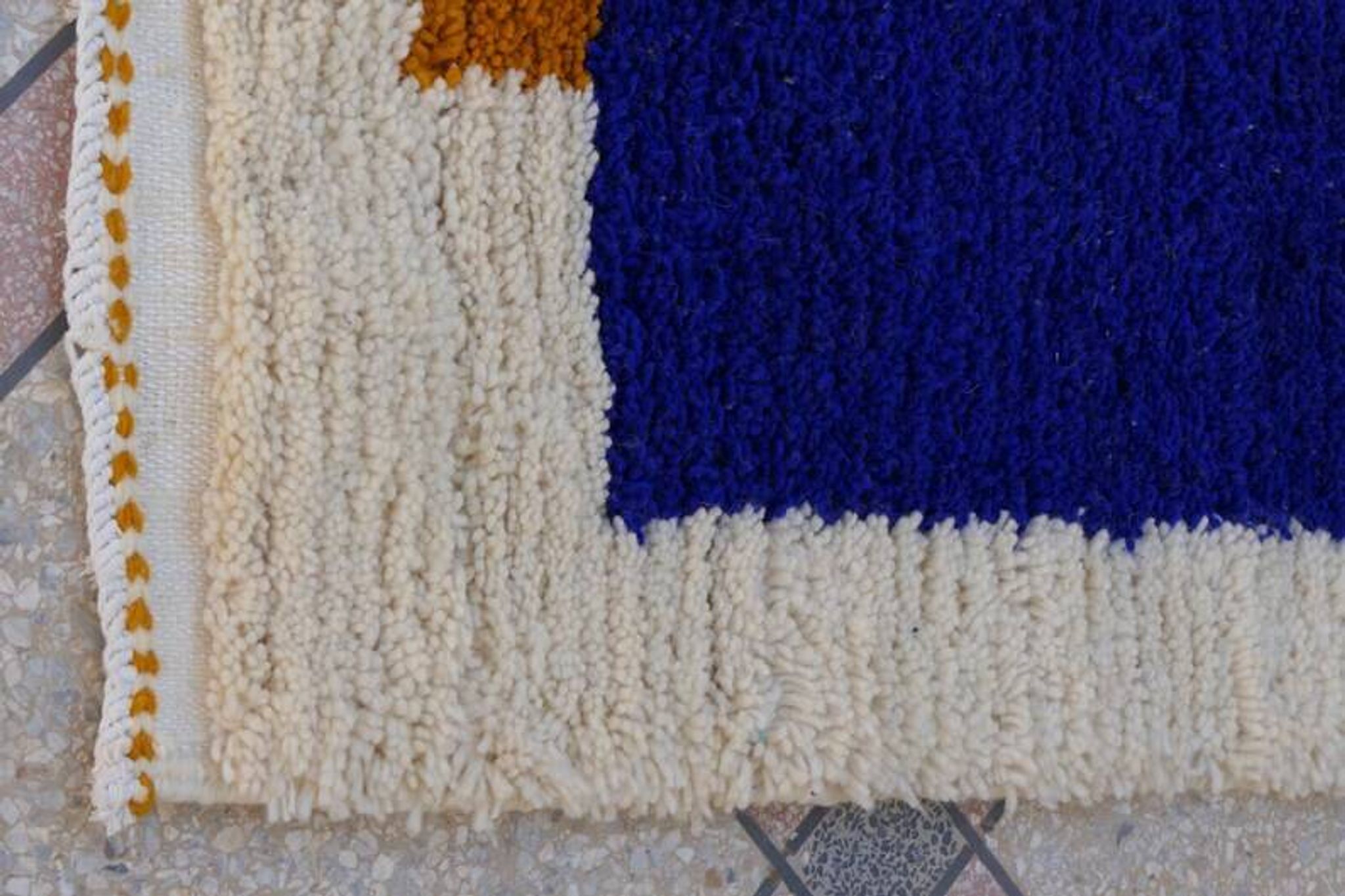 Handmade runner rug 300cm x 90cm