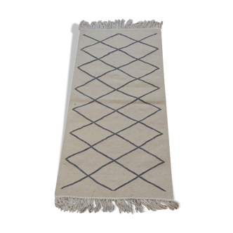 Tapis beige et gris traditionnel fait main - 144x73cm