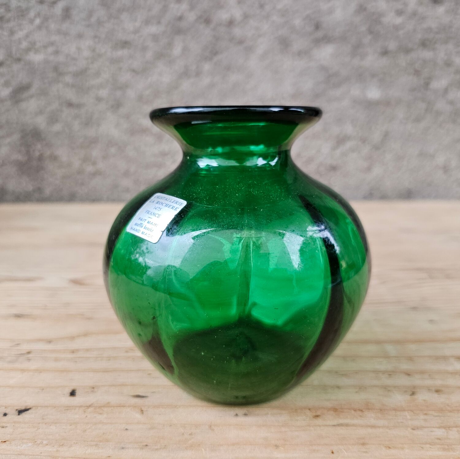 Green crystal vase La Rochère