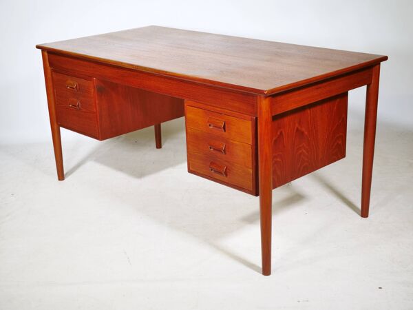 Bureau du milieu du siècle en teck par Børge Mogensen pour Søborg Møbelfabrik, années 1960.