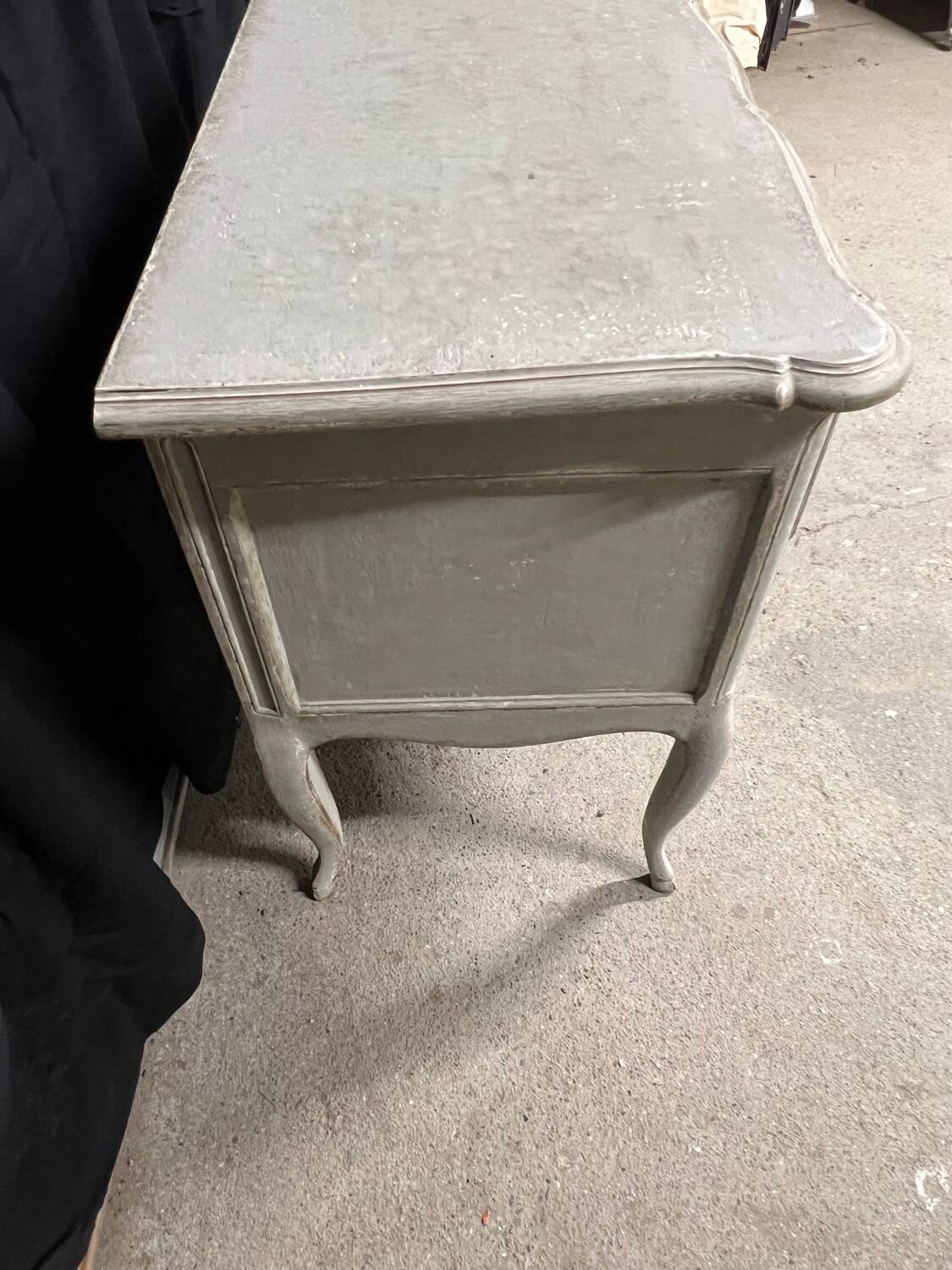 Louis XV style chest of drawers