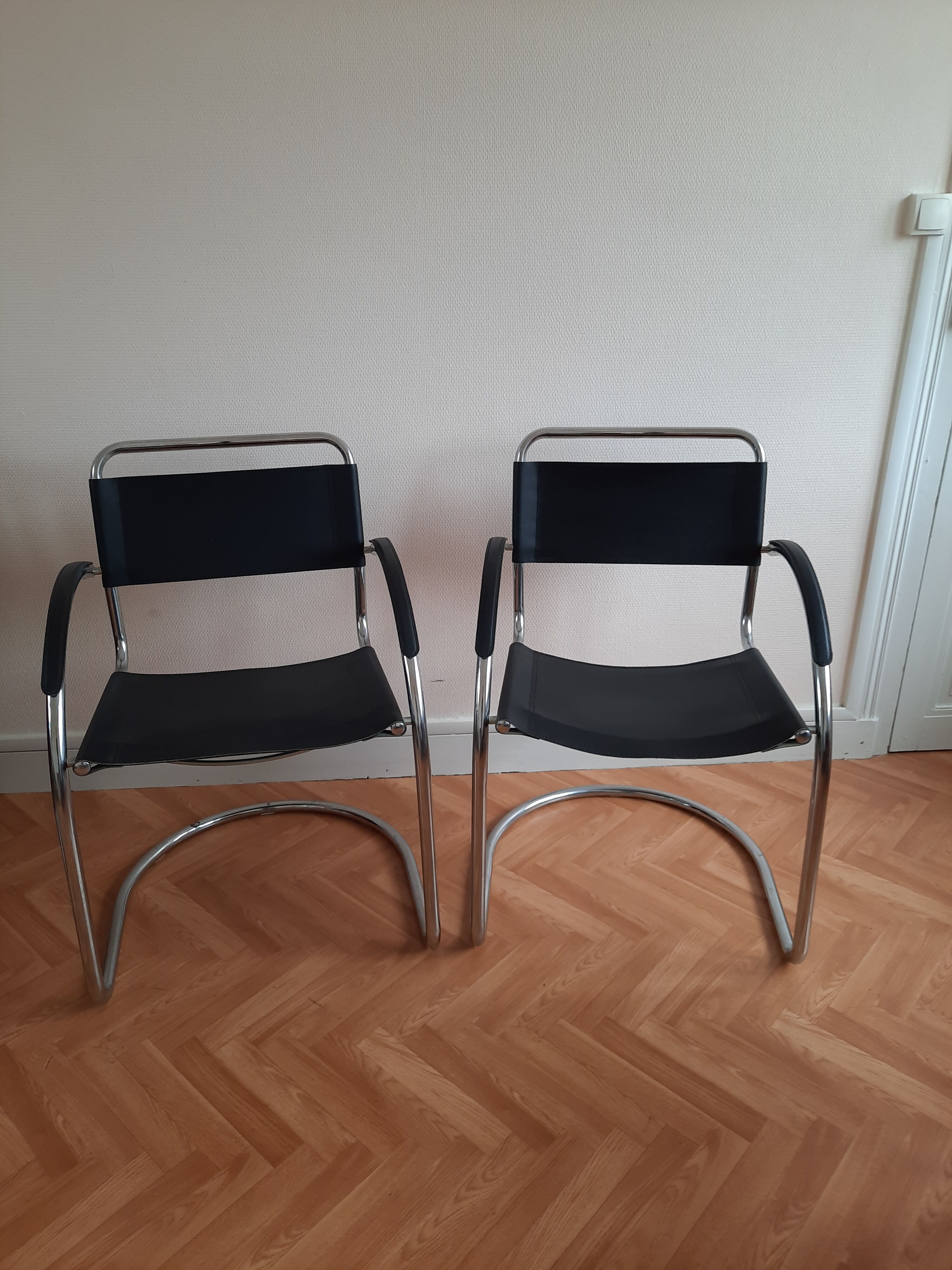 Pair of leather and chrome armchairs made in italy 70s-80s