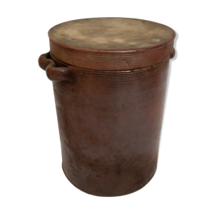Pot couvert en grès