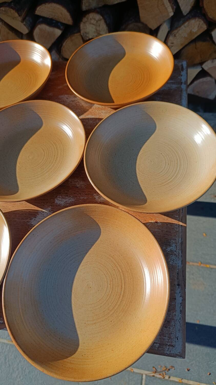 Deep stoneware plate