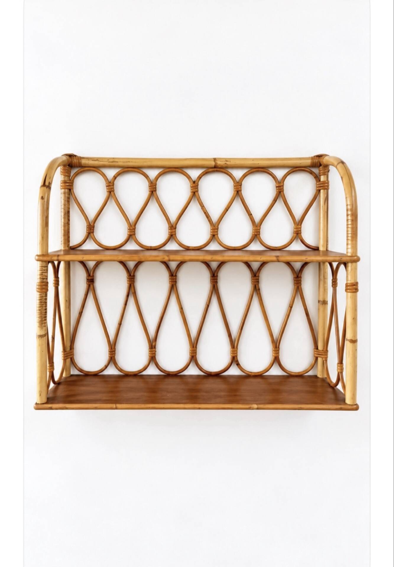 Wall shelf in rattan and wood veneer – 1950s/60s