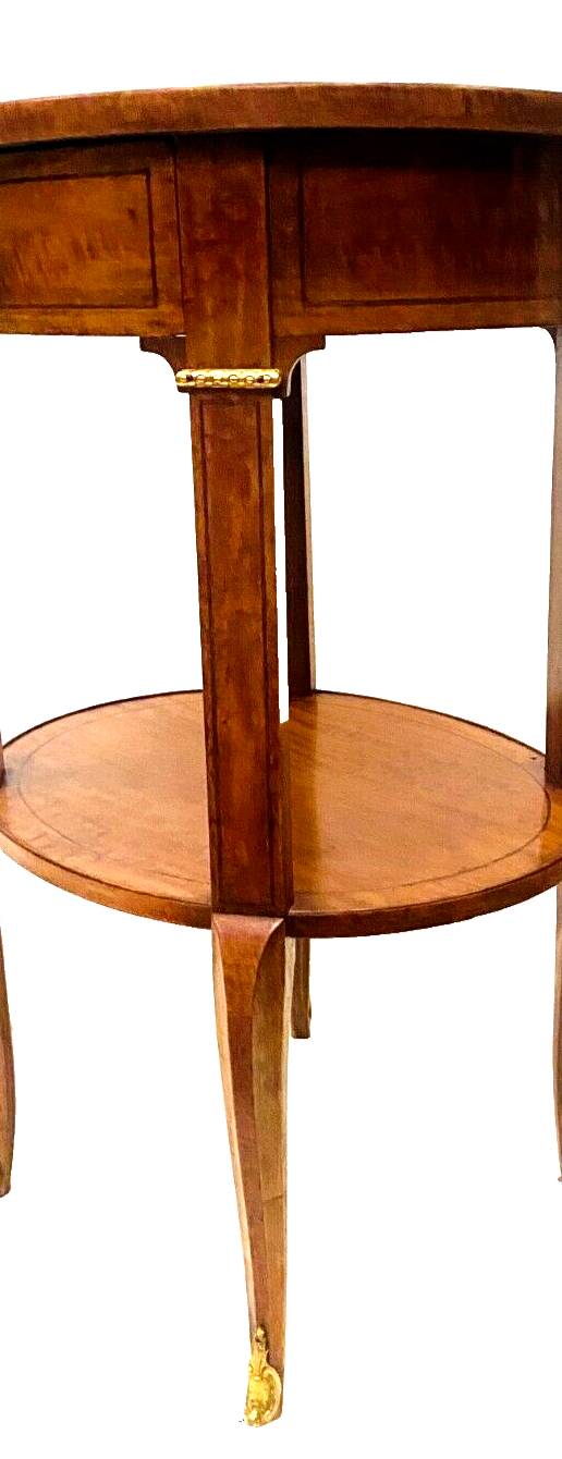 Oval pedestal table in veneer wood and black wood net 20th century