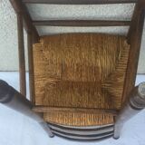 4 chairs mulched Provencal style