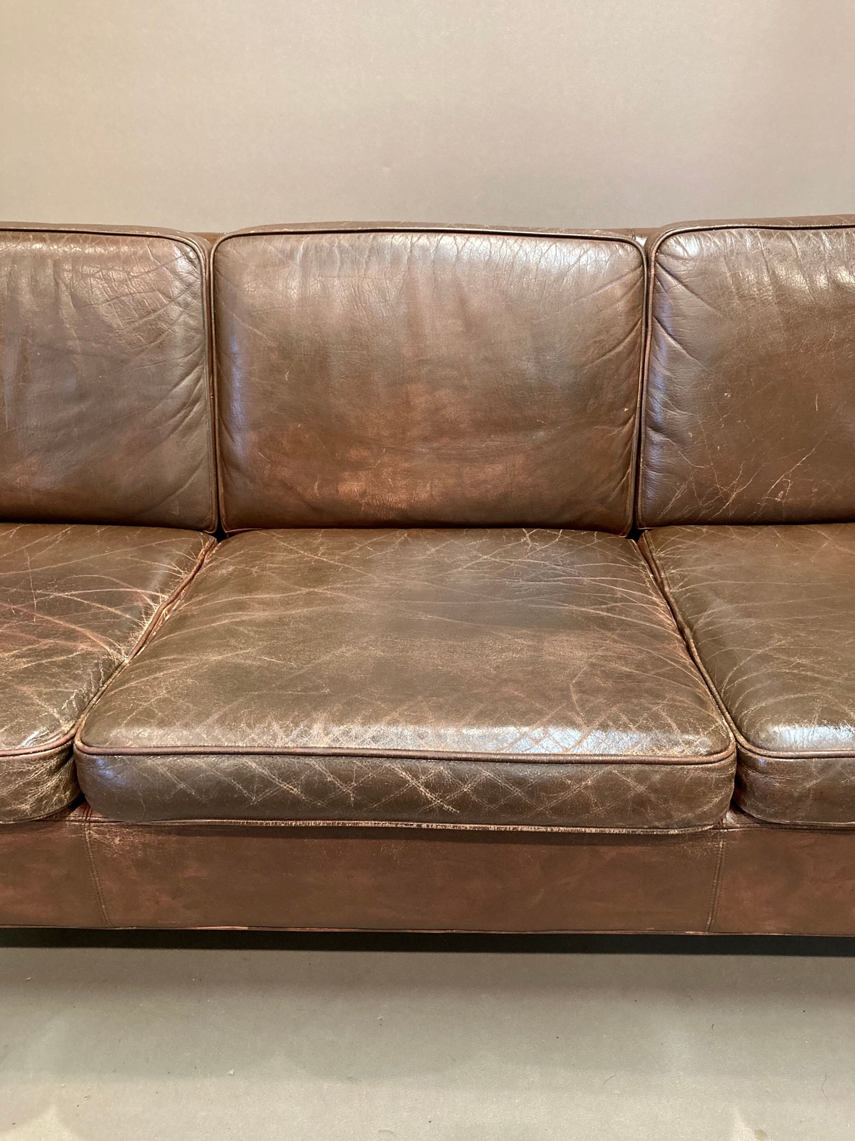 3-seater leather sofa Scandinavian design 1950