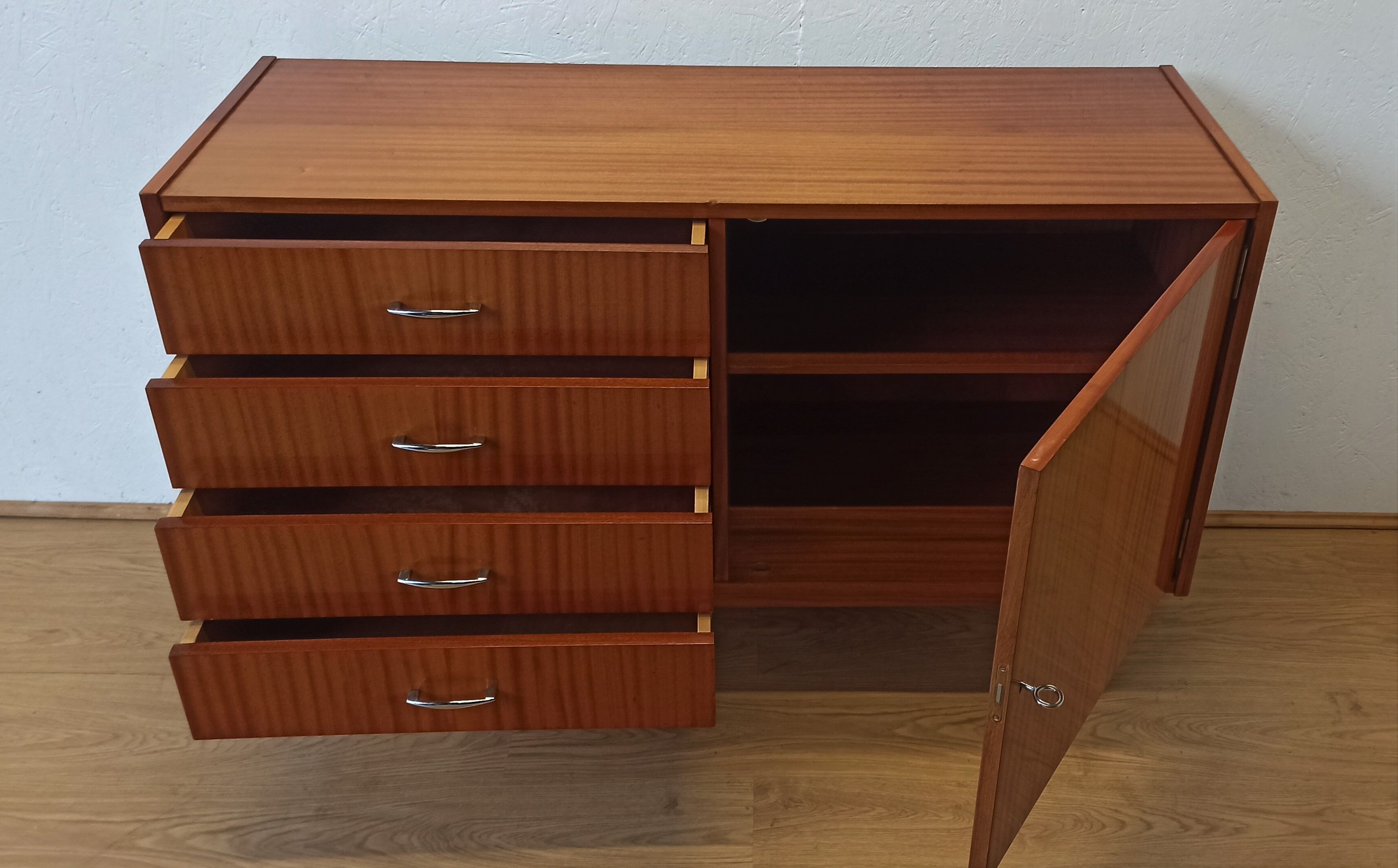 Enfilade des années 1970