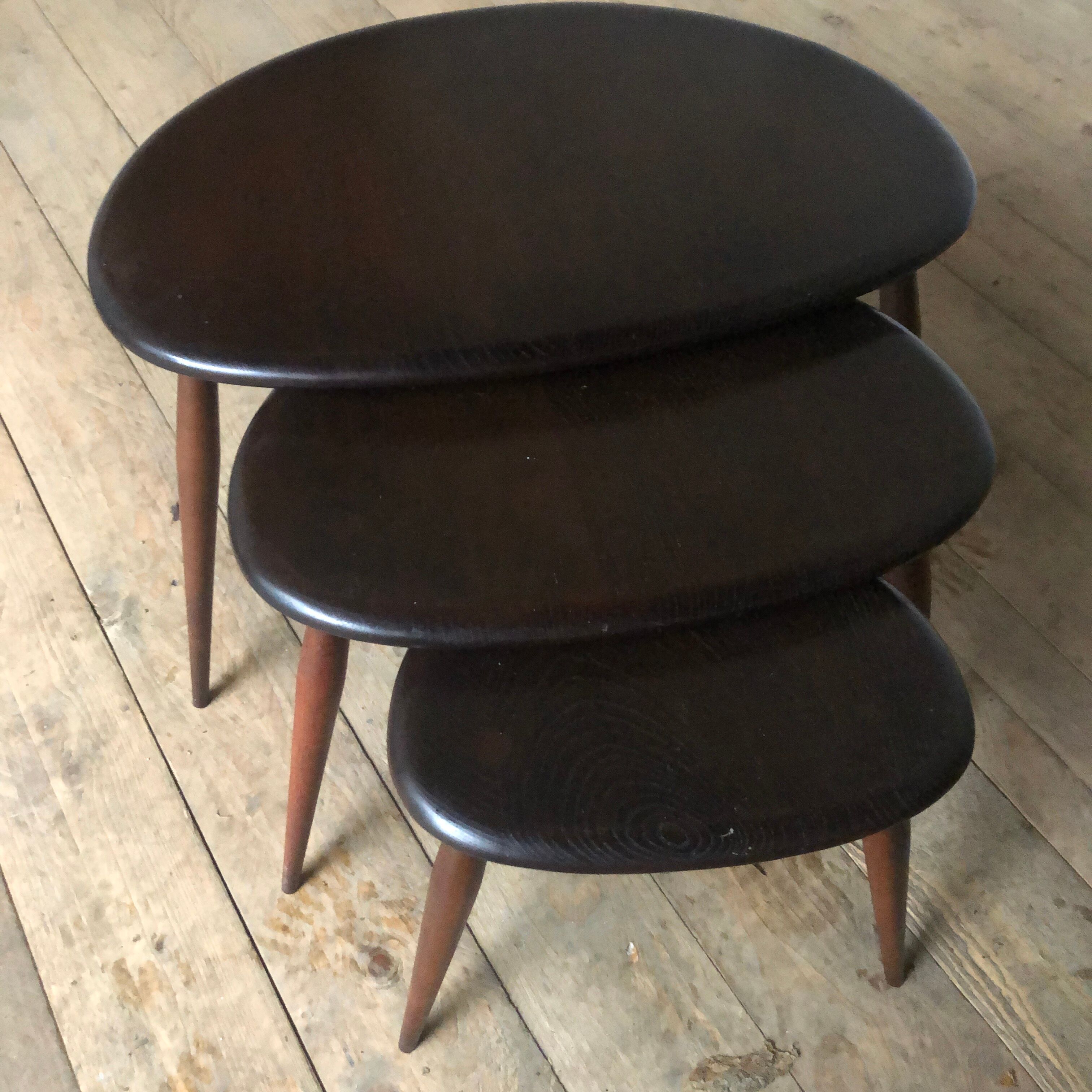 Lucian Ercolani pull out tables