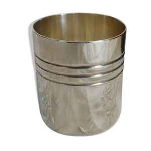 Pot en métal argenté