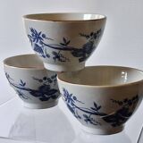 3 ceramic bowls in very good condition with a blue floral design.