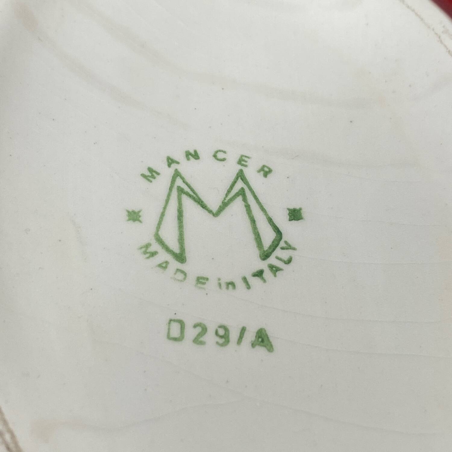 Cherry soup tureen barbotine