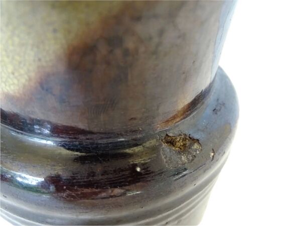 Cruche ancienne en faïence française de Dieulefit, à glace jaune