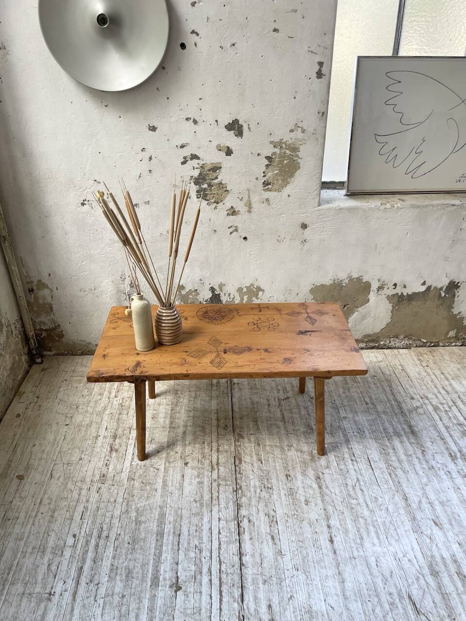 Popular art coffee table Switzerland 1900