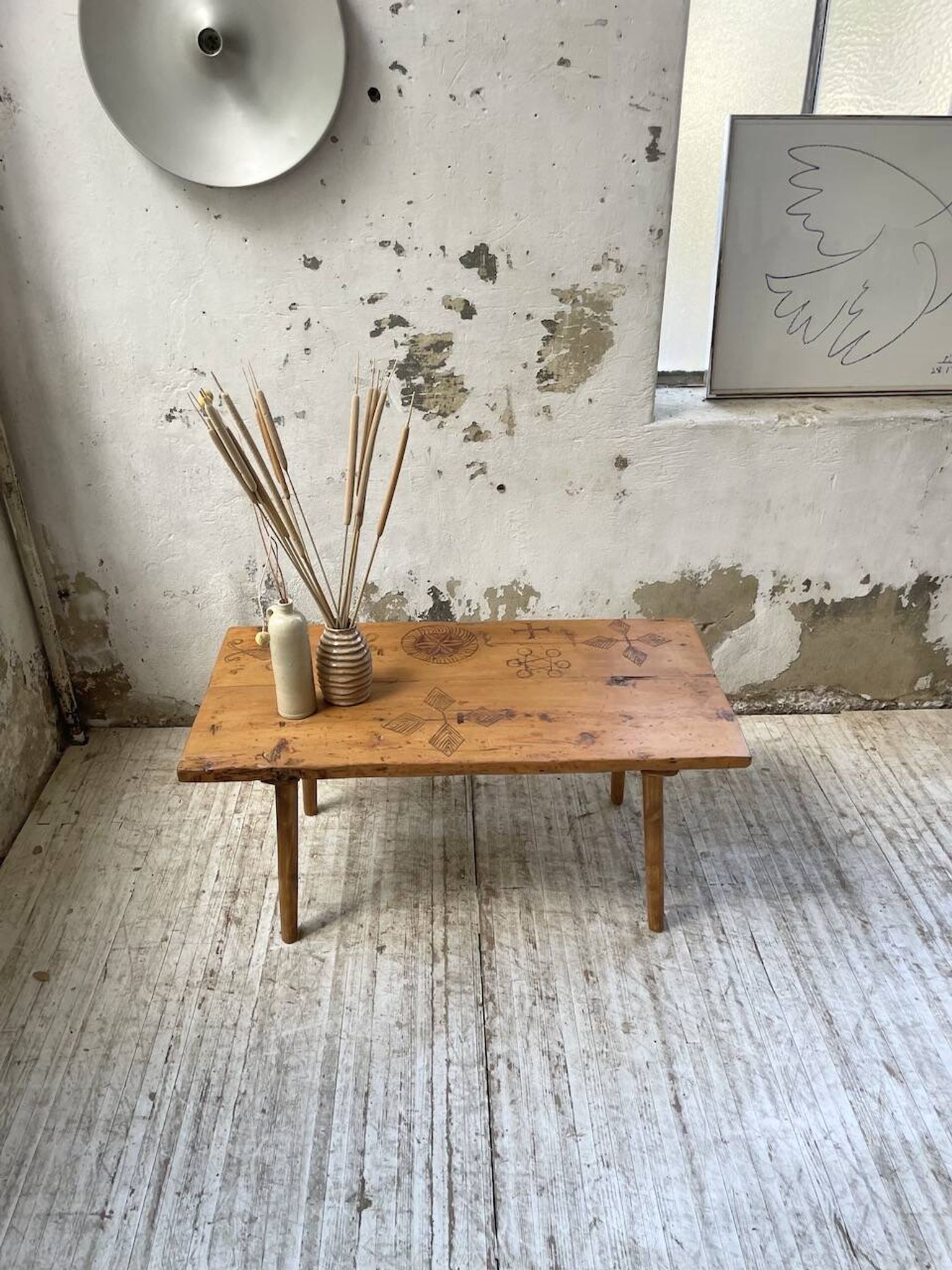 Popular art coffee table Switzerland 1900