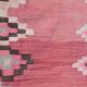 Tapis kilim ancien dans des tons rose